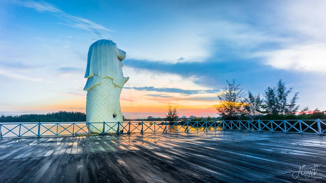 Cafe Singapore Bontang, Pesona Kuliner Malam Yang Tak Terlupakan