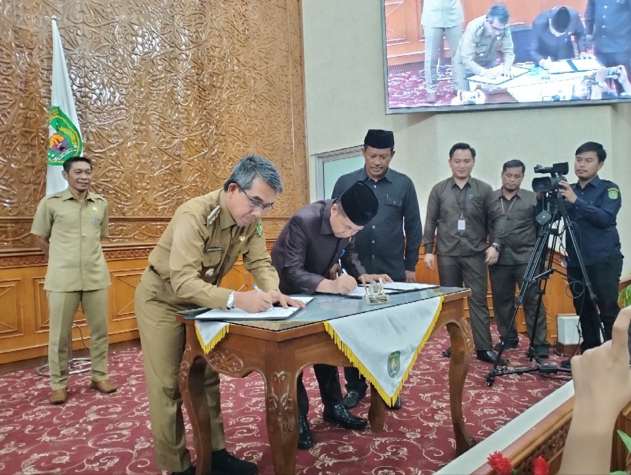 DPRD dan Bupati Kutim Sahkan Perda Pedoman Tata Kearsipan Pemda