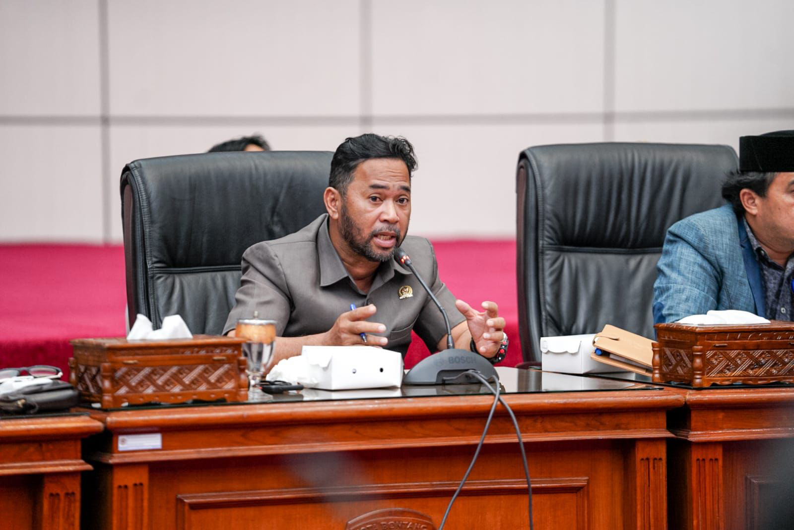 Amir Tosina: Evaluasi Diperlukan untuk Pembangunan Turap Sungai Api-Api yang Kurang Maksimal