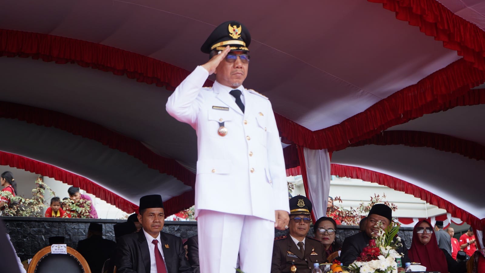 Sukses Turunkan Bendera Merah Putih, Paskibraka Kutim Dapat Restu dan Doa dari Bupati