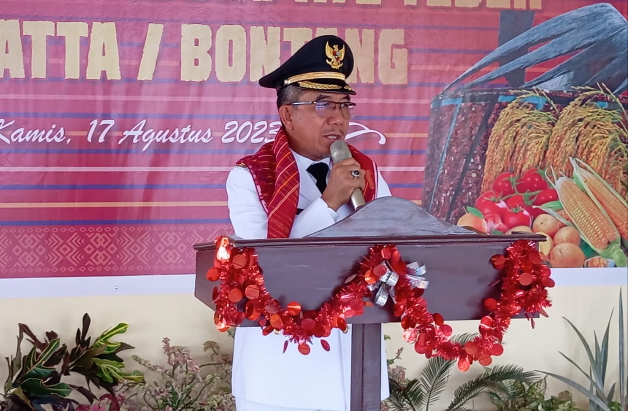 Bupati Kutim Saksikan Pesta Budaya Mburo Ate Tedeh Warga Karo, Beri Dukungan untuk Membangun Kutim