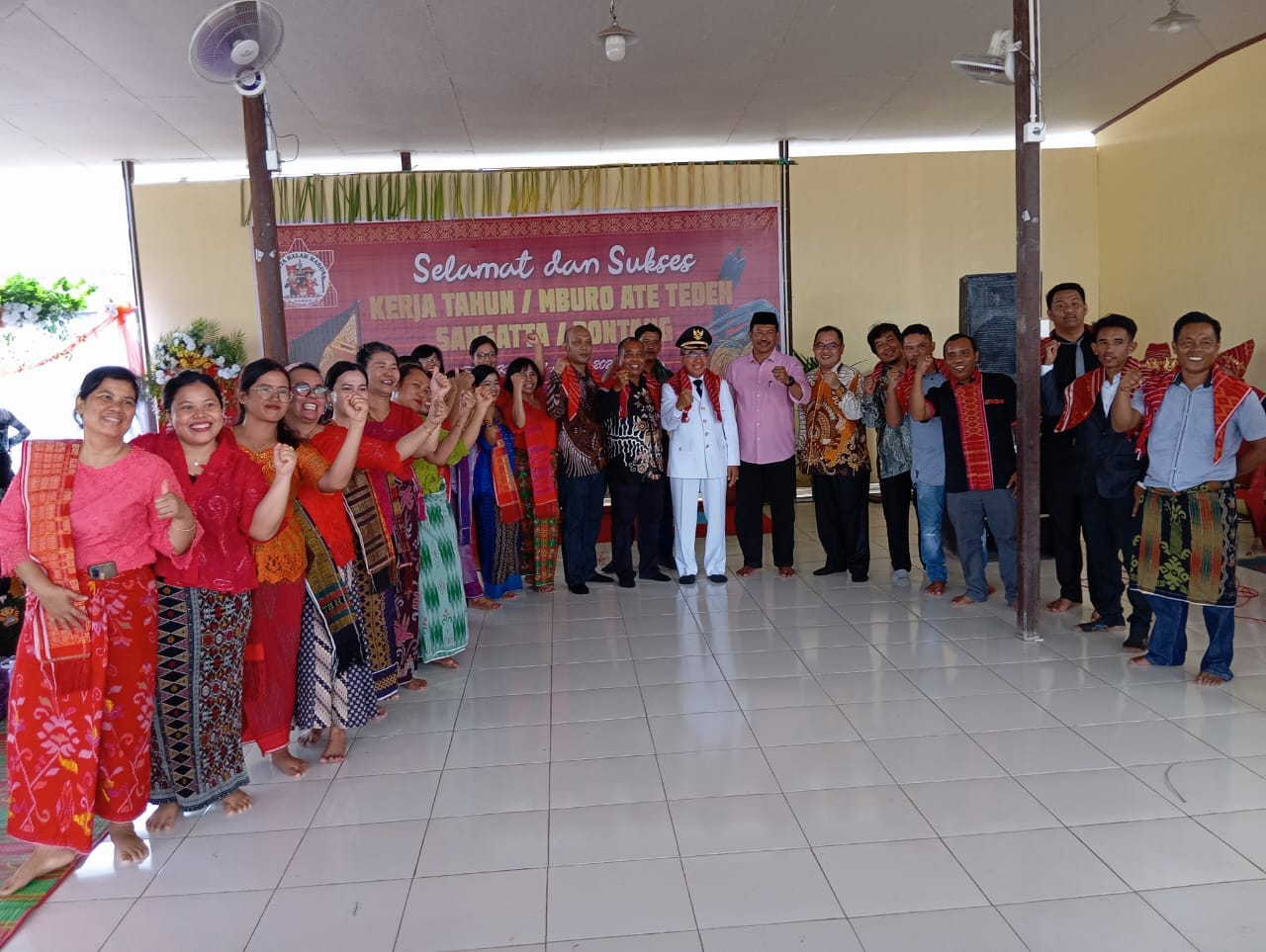 Bupati Kutim Hadir dan Meriahkan Pesta Budaya Mburo Ate Tedeh Warga Karo, Ajak Membangun Kutim Bersama