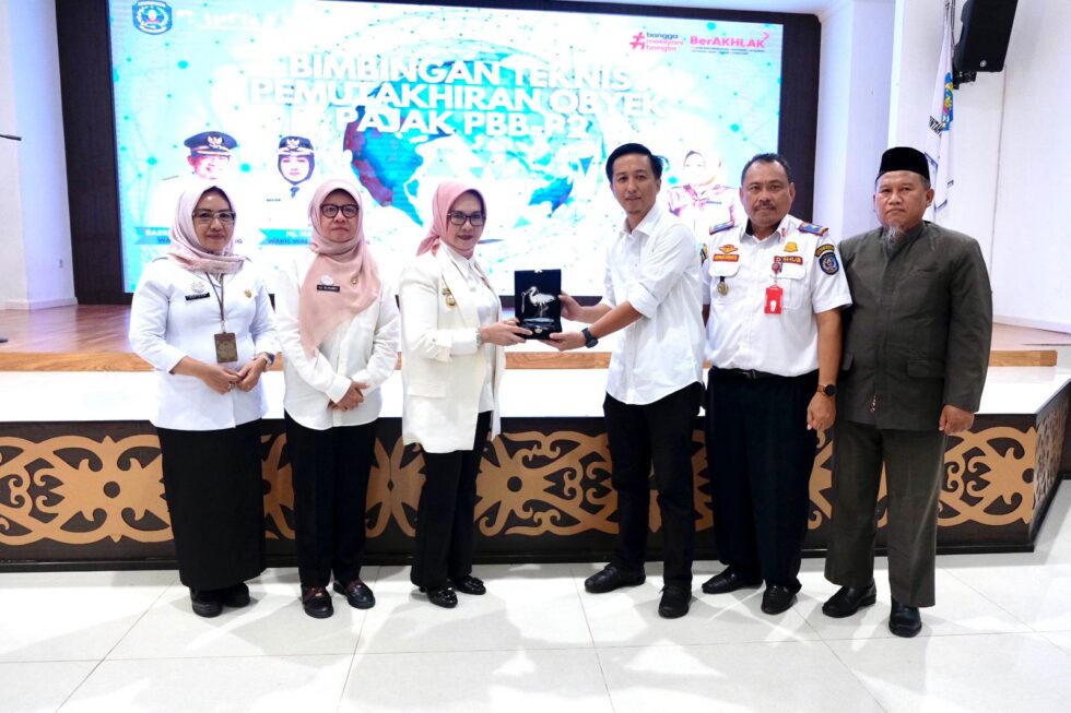 Najirah Buka Kegiatan Bimtek Validasi Obyek PBB-P2