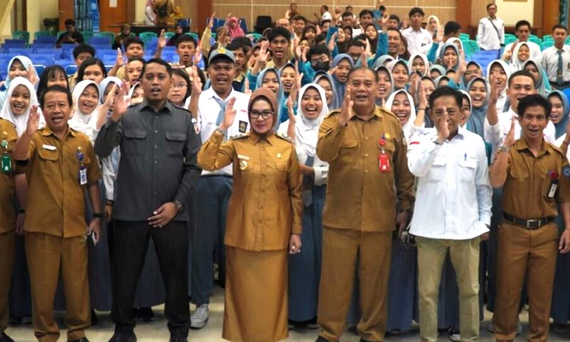 Najirah Membuka Kegiatan Sosialisasi Peningkatan Partisipasi Pemilih Pemula Pada Pemilu dan Pilkada 2024