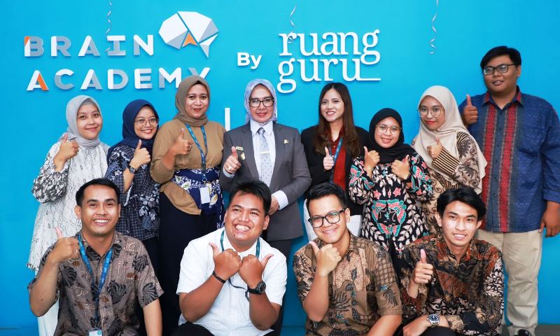 Najirah Hadiri Peresmian Brain Academy Bontang by Ruangguru