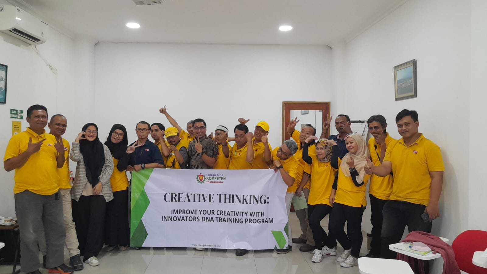 Prima Nur Panurjwan Laksanakan Creative Thinking Training