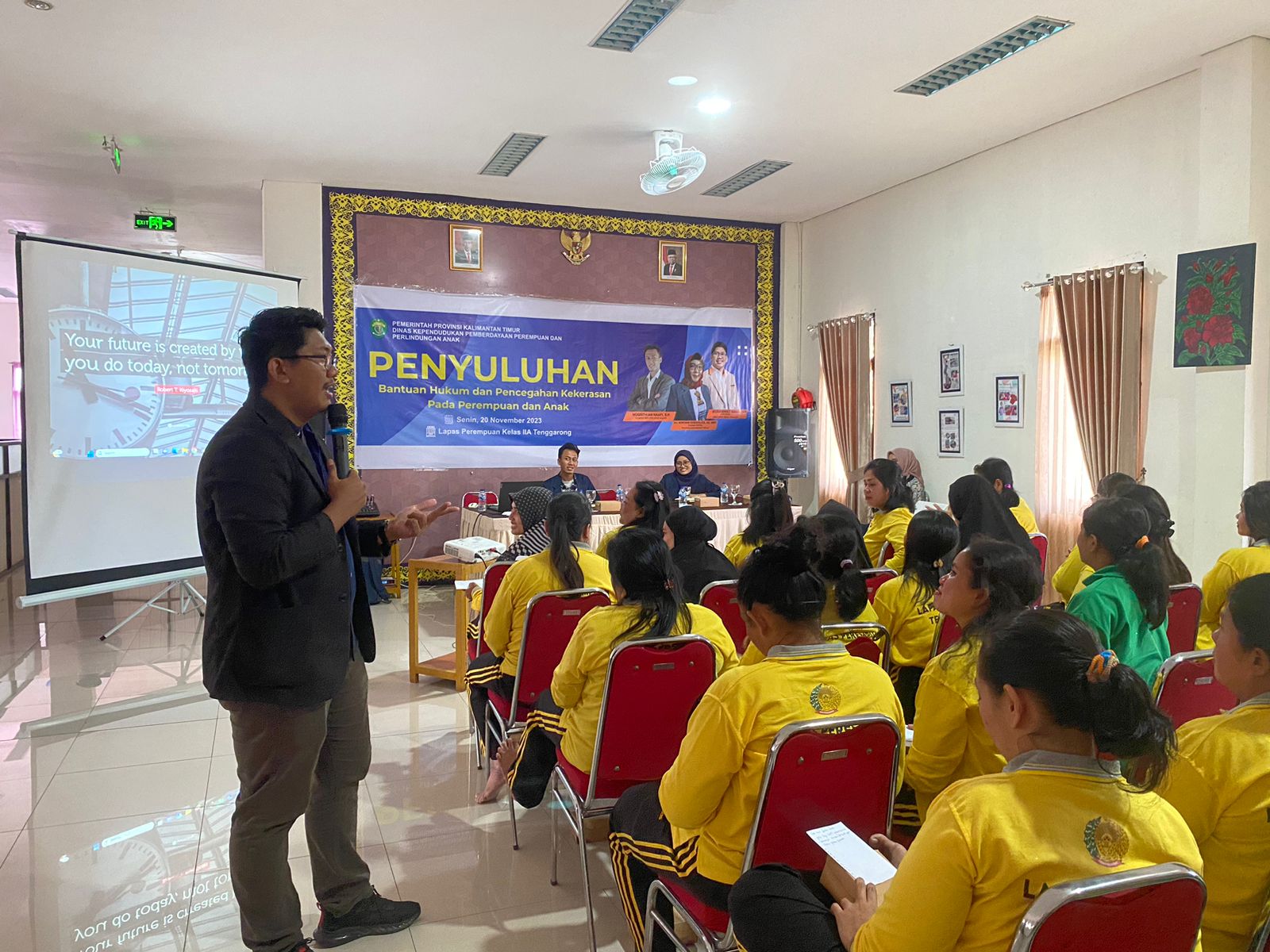 YLPPA Bina Aisyah Kaltim dan DKP3A Prov Kaltim Gelar Penyuluhan Bantuan Hukum dan Pencegahan Kekerasan Terhadap Perempuan dan Anak di Lapas Perempuan Tenggarong