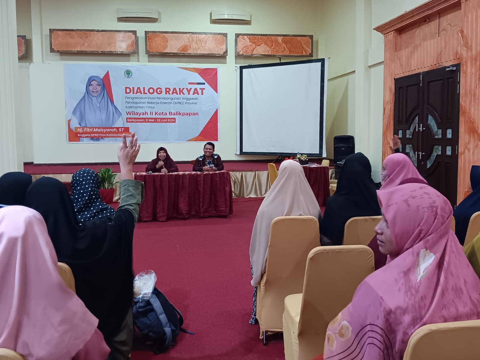 Anggota DPRD Kaltim Hj. Fitri Maisyaroh, ST Gelar Dialog Rakyat untuk Awasi Penggunaan APBD