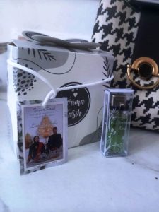 kompleks samara tanjung barat, lita dan rolis