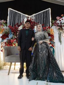 kompleks samara tanjung barat, lita dan rolis